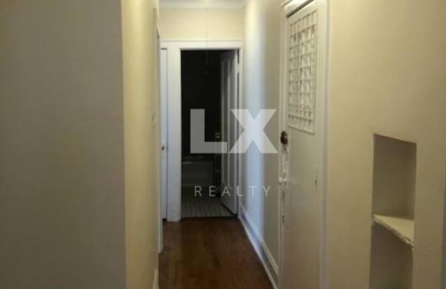 5119 West Montrose Ave. Gallery 3