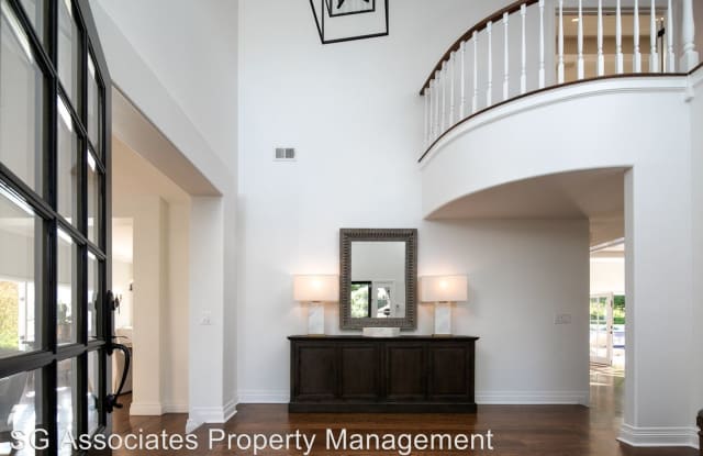 1479 Aldercreek Place Gallery 2