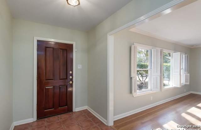 105 Seford Dr Gallery 4