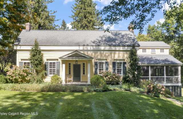 60 Mesick Road Gallery 1