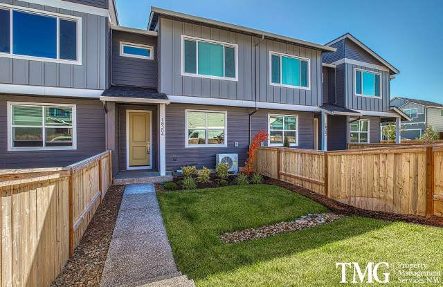New Construction 3 Bed 2.5 Bath Townhome in Mt. Vista near Ridgefield! photos photos