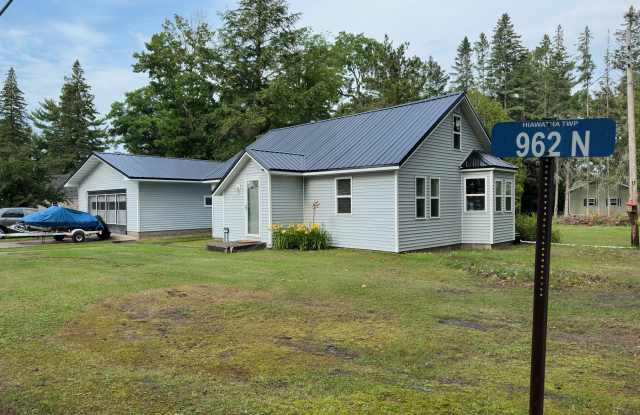 962 County Road 440 - 962 County Road 440, Schoolcraft County, MI 49854