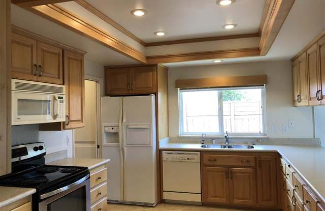 17056 Tesoro Drive Gallery 4