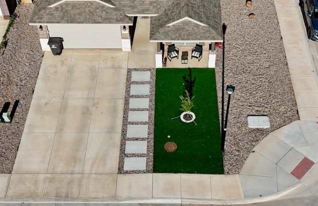 6800 Lonesome Dove Ln photos photos