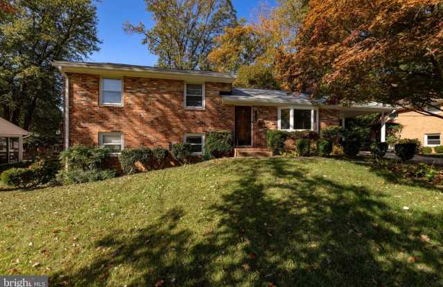 5720 ANOLA CT - 5720 Anola Court, North Springfield, VA 22151
