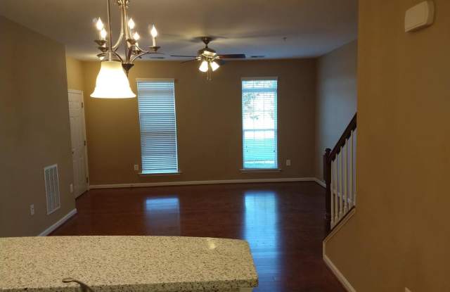 43855 CENTERGATE DRIVE Gallery 3