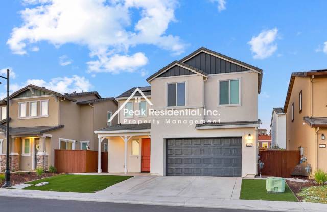 Brand New 3bd/2.5ba Folsom Home with 2 Car Garage - 3498 Williamson Drive, Sacramento County, CA 95630