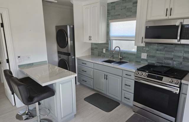 Beautiful 1 Bedroom - 1 Bathroom unit in Chula Vista photos photos