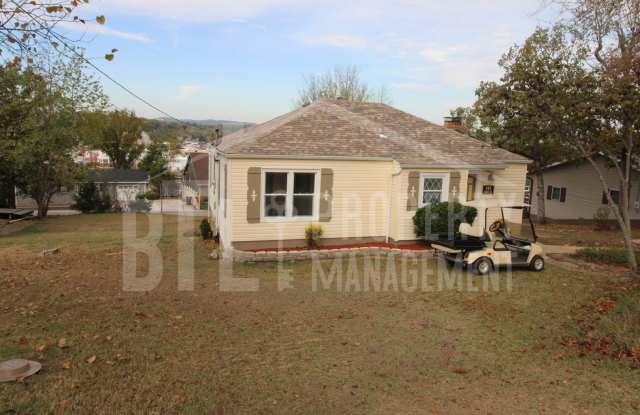 2 Bedroom Home in Branson Gallery 1