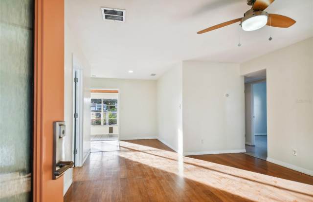 3218 38TH Street N Gallery 4