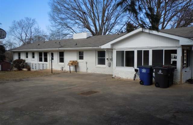 4018 Avera Ave - 4018 Avera Avenue, Winston-Salem, NC 27106