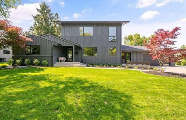 2777 Donna Drive photos photos