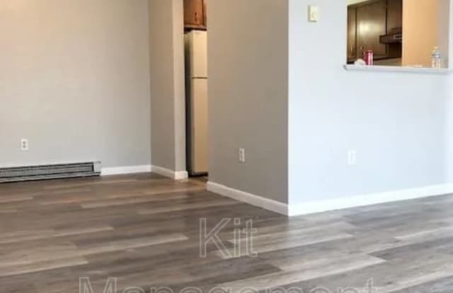 720 W Alexis photos photos