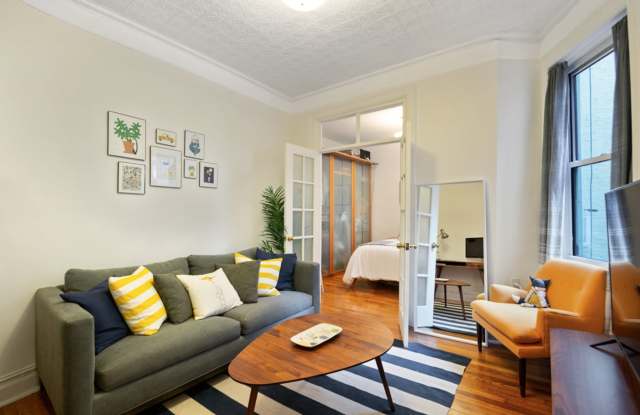 125 E 4th St - 125 East 4th Street, New York City, NY 10003