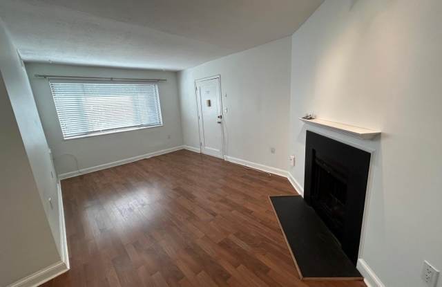 3819 DAVIS PL NW #2 Gallery 3