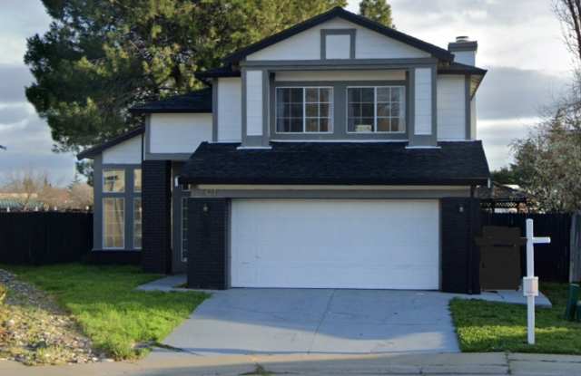 Wonderful 3bd/2.5ba Elk Grove Home with Garage! photos photos