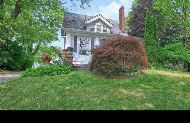 Charming 3BR House in Waterford photos photos