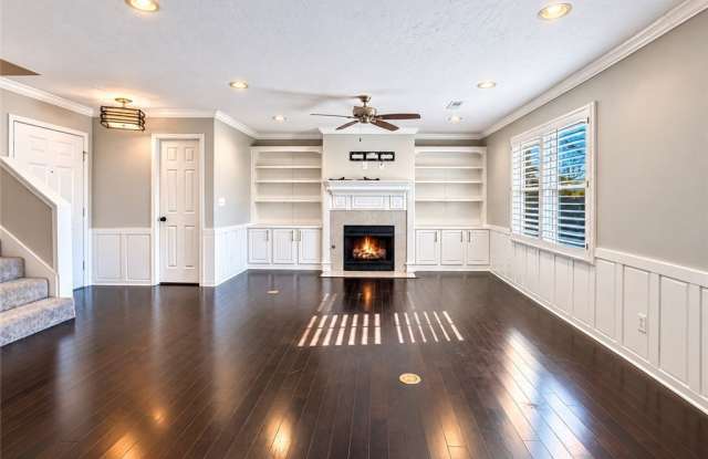 27 W La Quinta Court Gallery 3