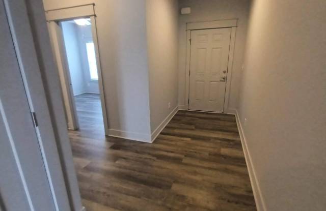 1231 W Rangeview Circle Gallery 4
