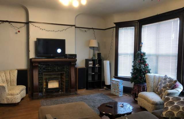 Downer Lower house photos photos