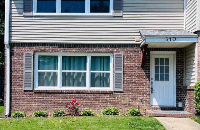 3 bed/2 bath Townhome - 2.2 miles from Auburn University! photos photos