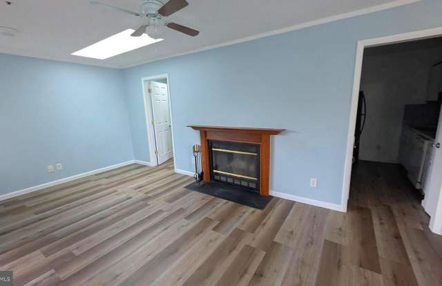 13402 SHADY KNOLL DR #13402 Gallery 4