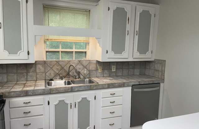 6534 Belwood Drive West Gallery 3