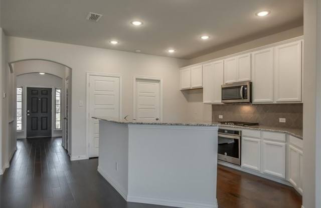 1829 Meadow Trail Lane Gallery 2