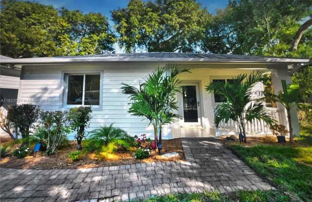 4 Transylvania Avenue photos photos
