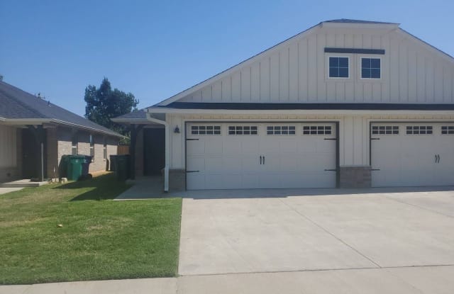 4916 Avion Court Gallery 2