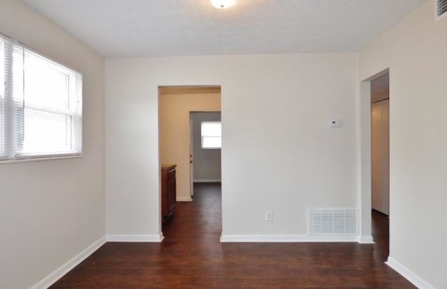 2035 BO PEEP DR W Gallery 2