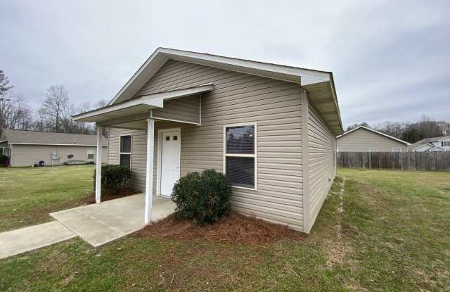 Home for Rent in Lincoln... Available to View with 48 Hour Notice!!! Gallery 4