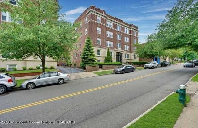 192 Claremont Avenue photos photos
