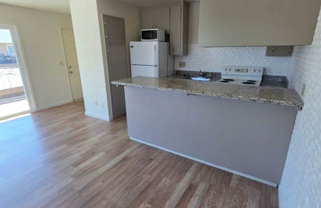1BR Apartment Near Downtown Campbell | Updated Kitchen + Easy Freeway Access photos photos 1BR Apartment Near Downtown Campbell | Updated Kitchen + Easy Freeway Access photos photos