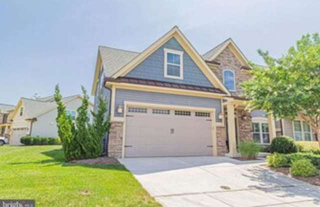 37024 Fairway Drive | $2,450/month | Spacious & Furnished Home Near Bethany Beach, Avail. Oct. 1 Gallery 1
