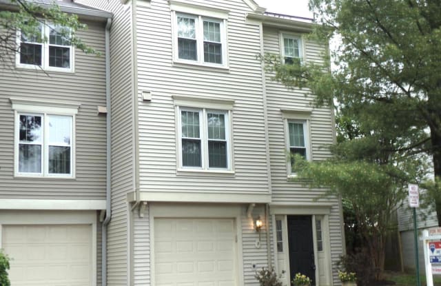 12 FENDALL AVE - 12 Fendall Avenue, Alexandria, VA 22304