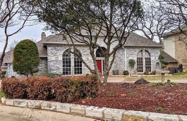 5220 Saratoga Lane - 5220 Saratoga Lane, Arlington, TX 76017