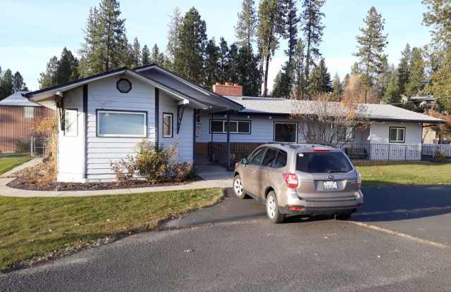 617 East Hastings Road photos photos