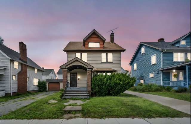 12721 Barrington Ave photos photos