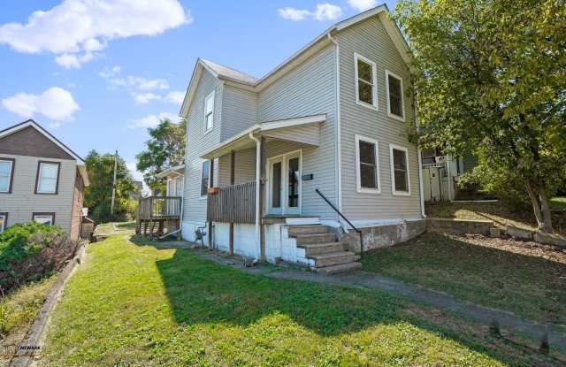 Quality 2 Bed 1.5 Bathrooms Home - Available July 1st photos photos