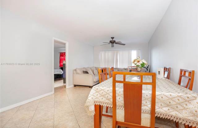 941 NW 45th St photos photos