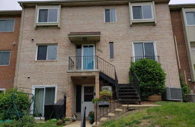 6734 PERRY PENNEY DRIVE - 6734 Perry Penney Drive, Annandale, VA 22003