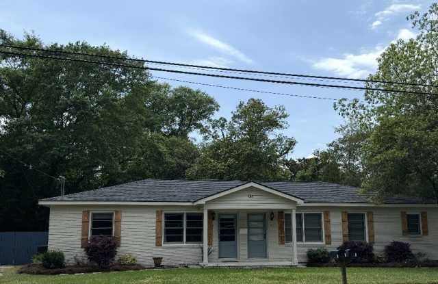 701 E Jones Avenue photos photos
