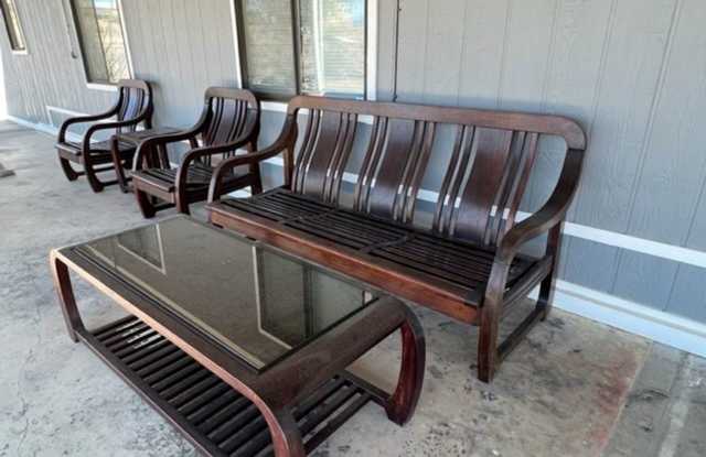 2 Br FURNISHED Home with Utilities-Close to River & Casinos, GREAT VIEWS -WINTER Rental Gallery 4