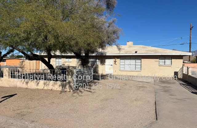 4 Bed, 2 Bath House on a Large Corner Lot for Rent (22nd St/Wilmot) - 5901 East 25th Street, Tucson, AZ 85711