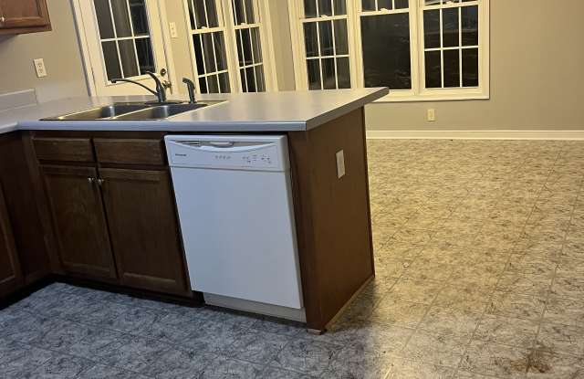 2905 Timbercrest Ct Gallery 3