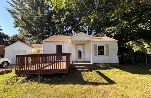 2 Bedroom home - with laundry included photos photos 2 Bedroom home - with laundry included photos photos