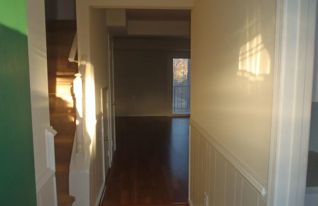 1579 Presidential Dr Gallery 3