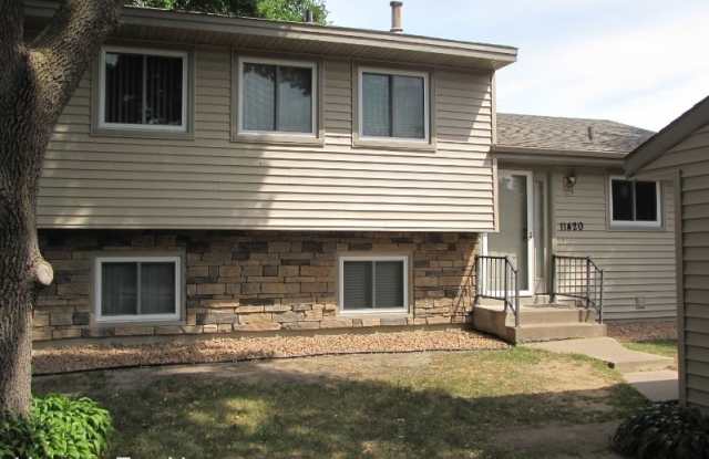 11420 Red Fox Dr. - 11420 Red Fox Drive, Maple Grove, MN 55369