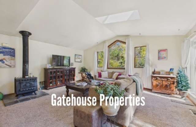 Downtown Idaho Springs Home for Lease photos photos